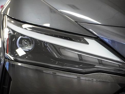 Used 2025 Lexus RZ 300e w/ Accessory Package (Z2) FWD image 27