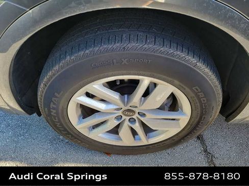 Used 2023 Audi Q5 2.0T Premium w/ Convenience Package image 6