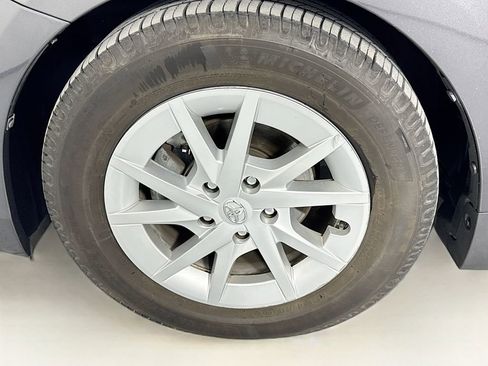 Used 2014 Toyota Prius V Two image 39