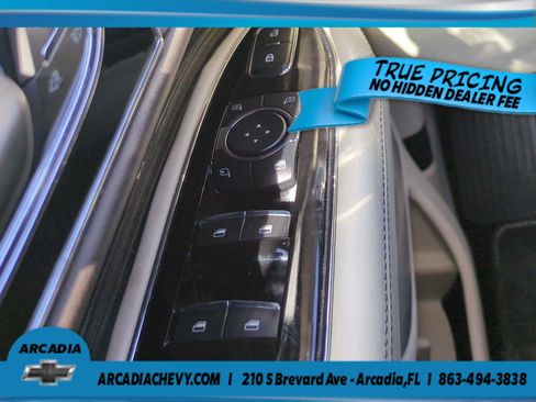 Used 2021 Lincoln Navigator Black Label w/ Cargo Convenience Package AWD/4WD image 25