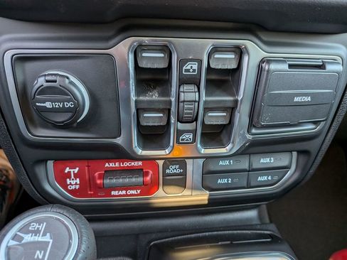 New 2026 Jeep Gladiator Mojave image 27