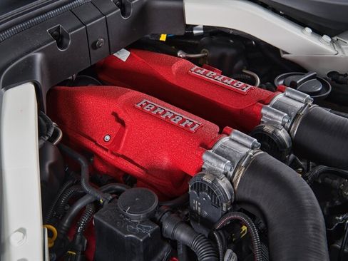 Used 2021 Ferrari Roma RWD image 46