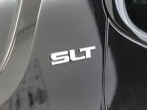 Used 2019 GMC Acadia SLT w/ Black Edition AWD/4WD image 14