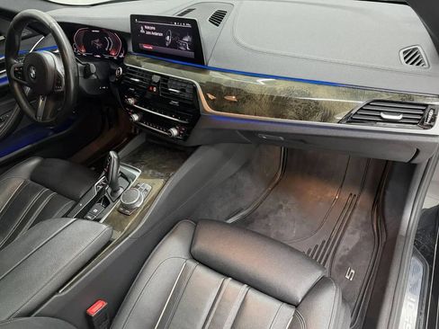 Used 2020 BMW M550i xDrive AWD/4WD image 10