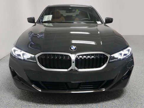 Used 2025 BMW 330i Sedan w/ Convenience Package image 2