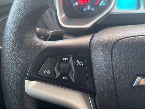 Used 2015 Chevrolet Camaro LS RWD image 26