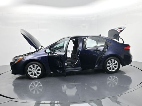 Used 2022 Toyota Corolla LE image 58