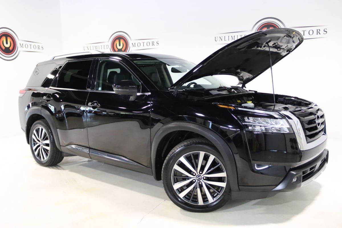 Used 2022 Nissan Pathfinder Platinum AWD/4WD image 31