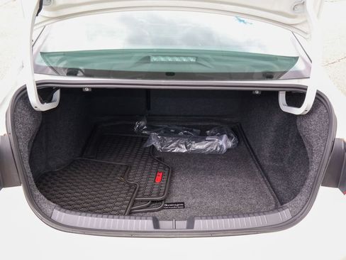 Certified 2025 Volkswagen Jetta GLI Autobahn w/ GLI Black Package FWD image 9