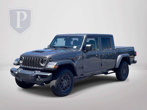 Used 2026 Jeep Gladiator Sport AWD/4WD image 4