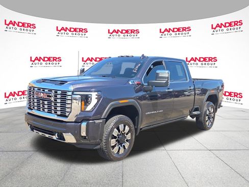 Used 2025 GMC Sierra 2500 Denali w/ Denali Reserve Package AWD/4WD image 7