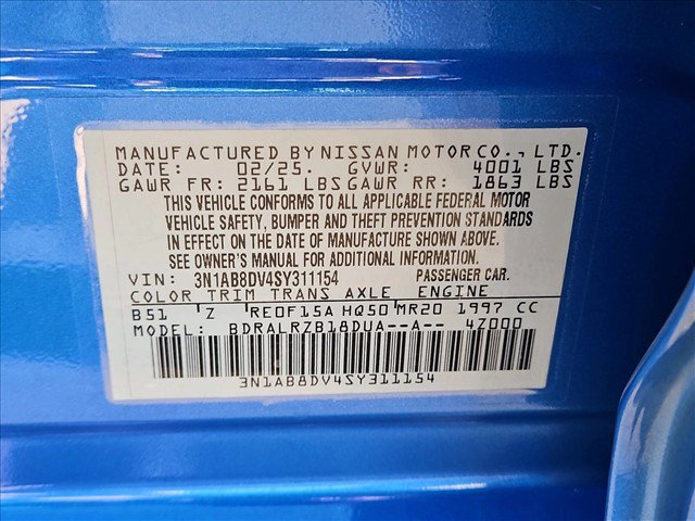 Used 2025 Nissan Sentra SR FWD image 23