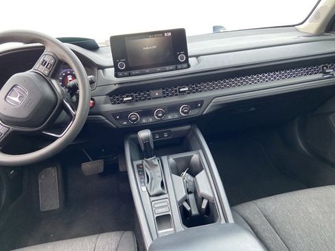 Used 2024 Honda Accord EX image 15