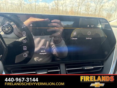 Used 2025 Chevrolet Trax ACTIV w/ Sunroof Package image 19