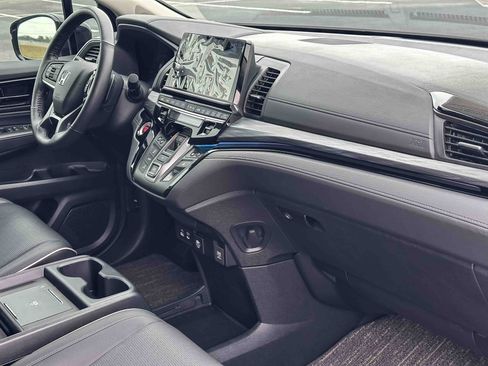 Certified 2025 Honda Odyssey Elite image 24