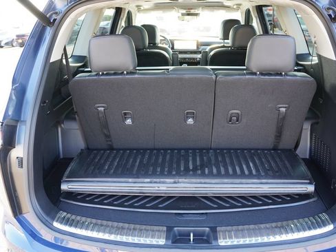 Certified 2024 Kia Telluride SX Prestige w/ Towing Package AWD/4WD image 24