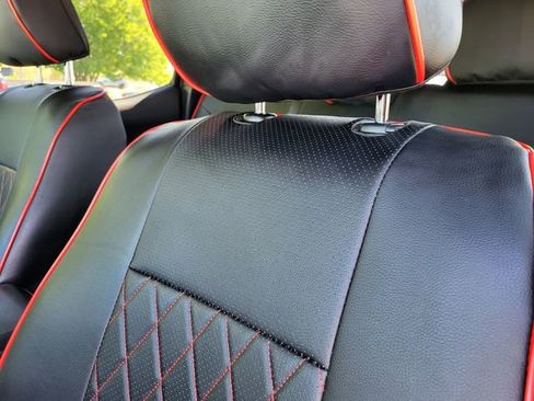 Used 2023 Toyota Tacoma TRD Off-Road image 17