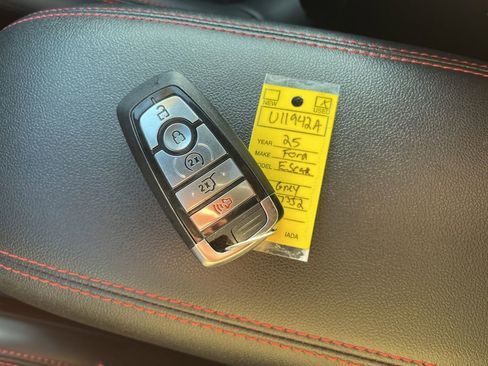 Used 2025 Ford Escape ST-Line w/ Cold Weather Package image 24