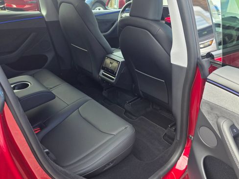 Used 2026 Tesla Model Y AWD image 14