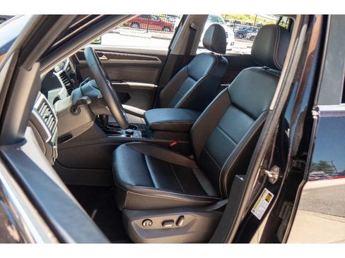 Used 2022 Volkswagen Atlas SE AWD/4WD image 11