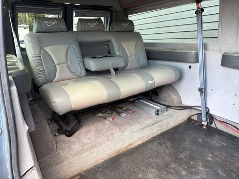 Used 2014 Ford E-150 and Econoline 150 w/ RV Plus Package RWD image 16