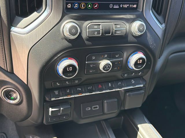 Used 2020 GMC Sierra 2500 Denali w/ Denali Ultimate Package AWD/4WD image 29
