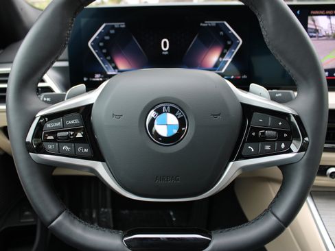 Used 2025 BMW 330i Sedan w/ Convenience Package image 17