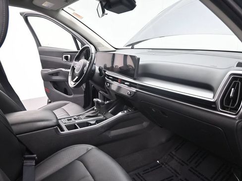 Certified 2024 Kia Sorento S FWD image 22