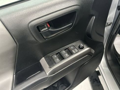 Used 2023 Toyota Tacoma SR5 AWD/4WD image 26