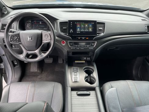 Used 2023 Honda Passport TrailSport image 11