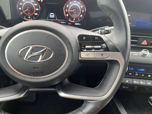 Used 2023 Hyundai Elantra Limited w/ Cargo Package FWD image 22