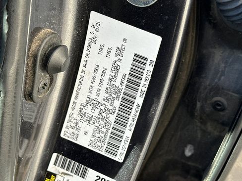 Used 2021 Toyota Tacoma SR image 28