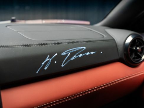 Used 2023 Nissan GT-R Premium w/ Premium Interior Package AWD/4WD image 57