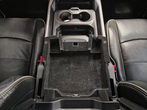 Used 2019 RAM 2500 Laramie w/ Black Appearance Package AWD/4WD image 83