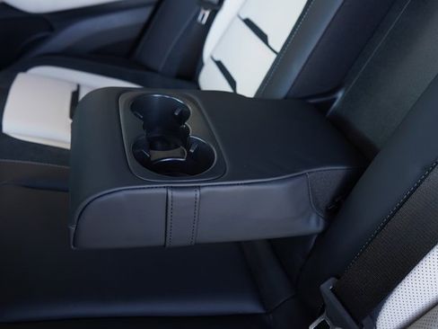 New 2025 Mercedes-Benz GLE 53 AMG 4MATIC Coupe image 34