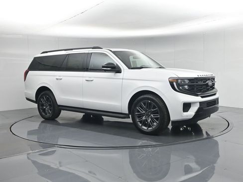 New 2026 Ford Expedition Max Platinum image 29