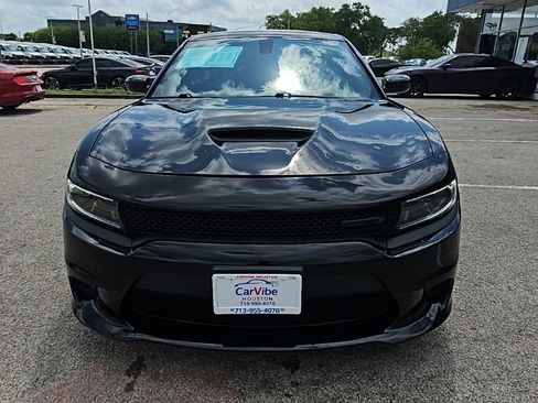 Used 2022 Dodge Charger R/T w/ Blacktop Package image 2