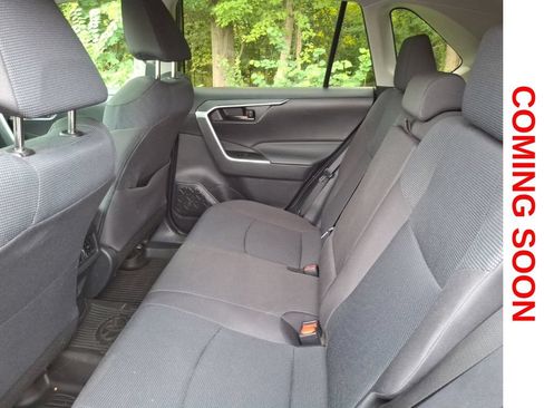 Used 2023 Toyota RAV4 LE AWD/4WD image 10