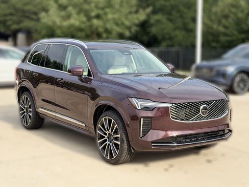 New 2026 Volvo XC90 B6 Ultra w/ Protection Package Premier AWD/4WD image 3