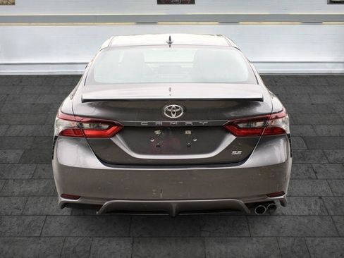 Used 2023 Toyota Camry SE FWD image 4
