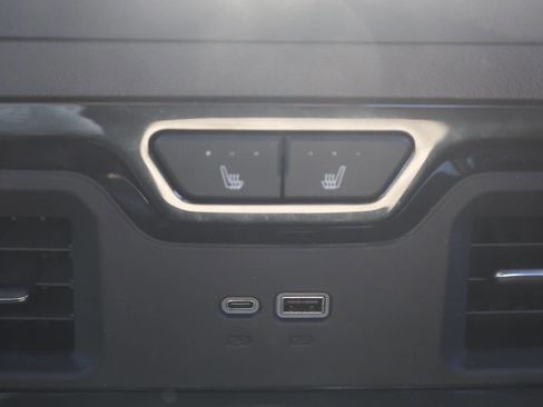 Used 2025 GMC Sierra 1500 AT4X w/ AT4X AEV Edition image 22