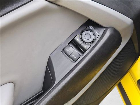 Used 2018 Chevrolet Camaro SS image 8