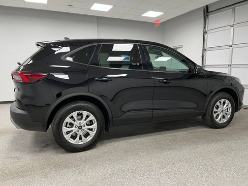 Used 2025 Ford Escape Active AWD/4WD image 11