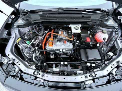 New 2026 Chevrolet Equinox EV LT image 24