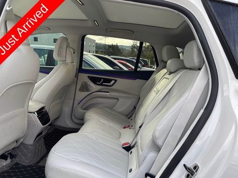 Used 2023 Mercedes-Benz EQS 580 4MATIC SUV image 7