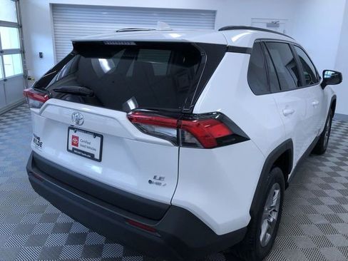 Certified 2025 Toyota RAV4 LE AWD/4WD image 31