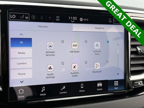 Used 2025 Chrysler Pacifica Select image 28