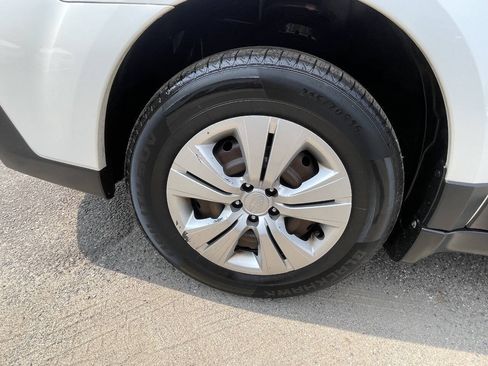 Used 2013 Subaru Outback 2.5i AWD/4WD image 27