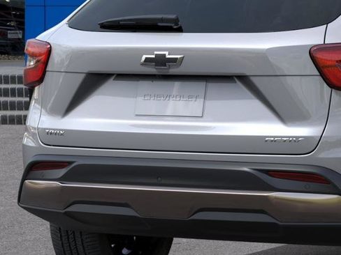New 2026 Chevrolet Trax ACTIV w/ Sunroof Package image 38