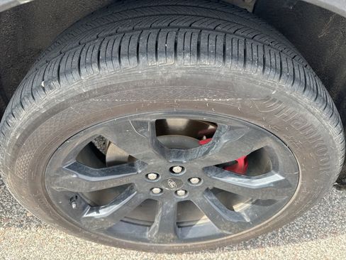 Used 2022 Ford Explorer ST w/ Equipment Group 401A image 5